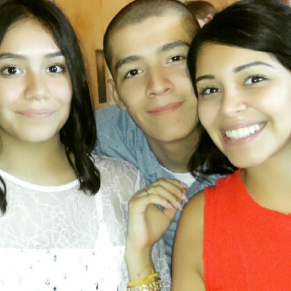 Meet your Posher, Tabitha - Picture 2 of 3